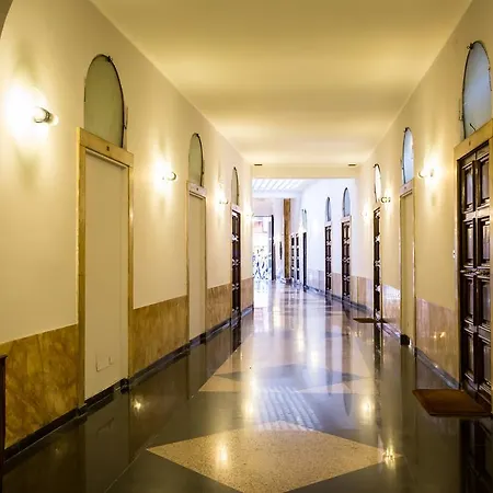 Lata Luxury Rom